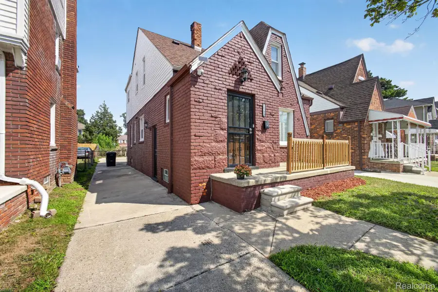 16230 Griggs Street, Detroit, MI 48221 - #2