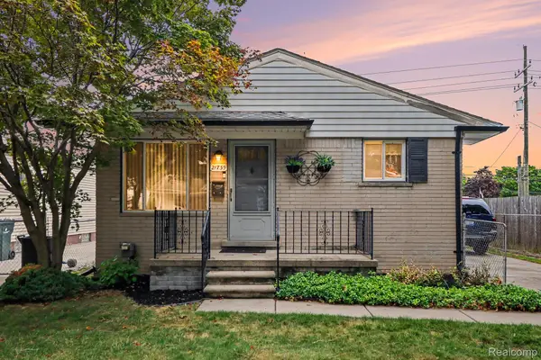 21739 Cedar Street, StClairShores, MI 48081