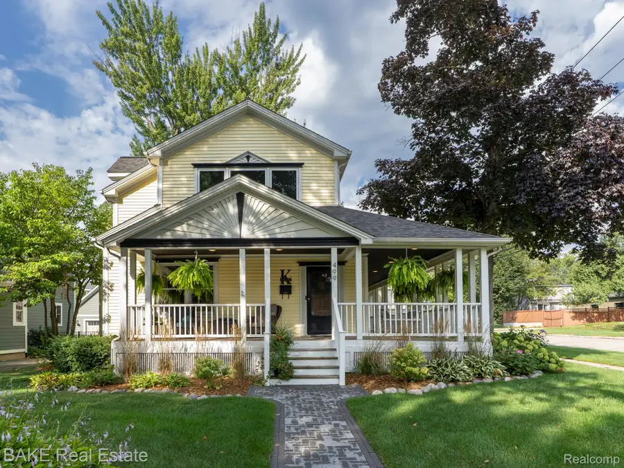 499 N Evergreen Street N, Plymouth, MI 48170 - #2