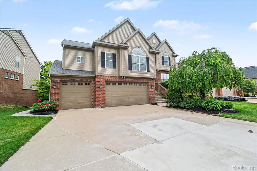 49847 Parkside Drive, Northville, MI 48168 - #3