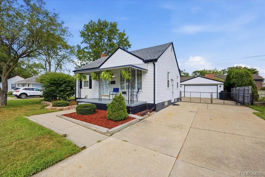 5844 Arcola Street, Garden City, MI 48135 - #3