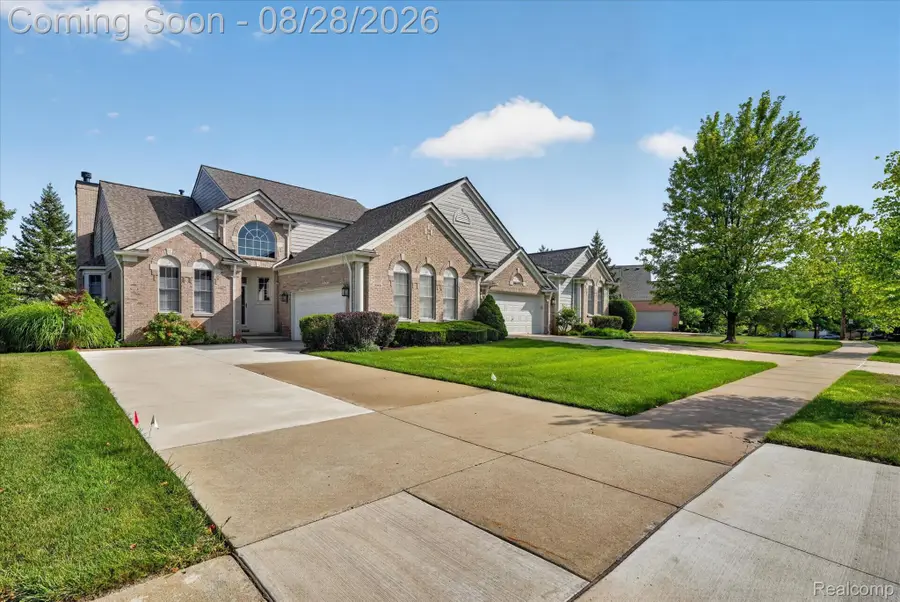 16590 Cottonwood Court, Northville, MI 48168 - #2