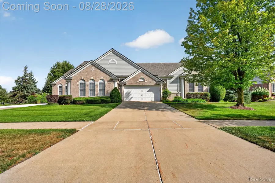 16590 Cottonwood Court, Northville, MI 48168 - #3