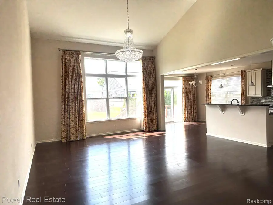 49635 Shire Lane, Canton, MI 48188 - #2