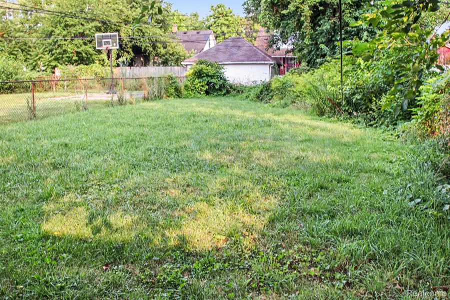 3145 S Liddesdale Street, Detroit, MI 48217 - #3