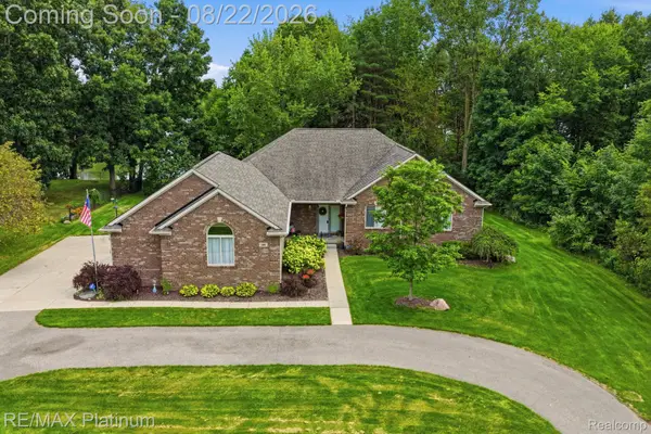 100 Fordney Place, Howell, MI 48855