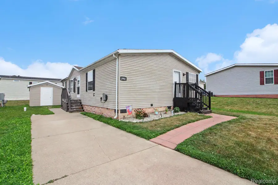 2992 Charing Cross, Northville, MI 48167 - #2