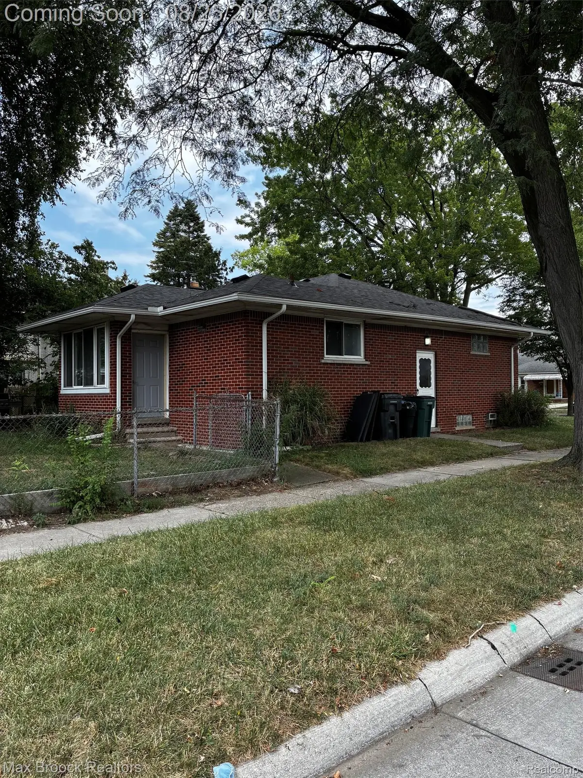 24601 Ridgedale Street, Oak Park, MI 48237 - #1