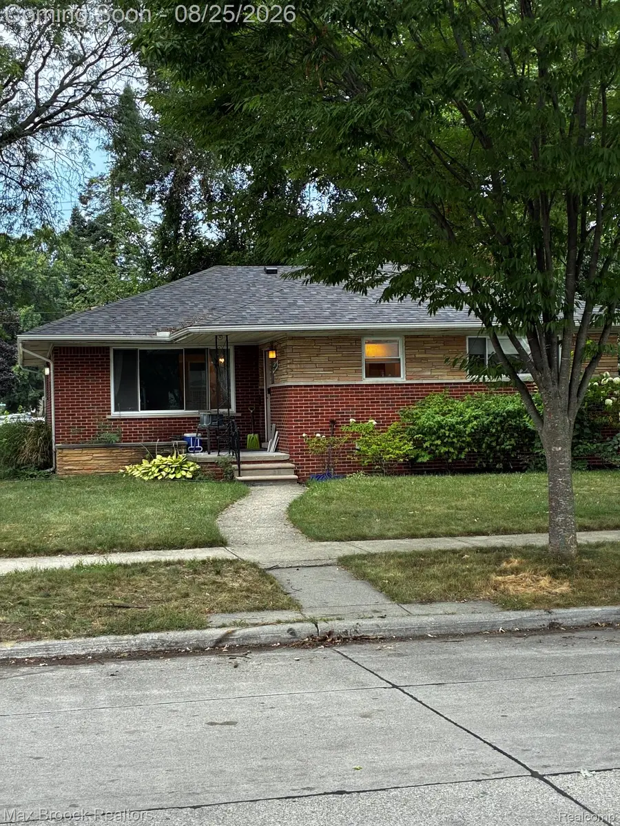 24601 Ridgedale Street, Oak Park, MI 48237 - #2