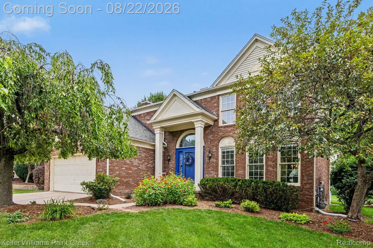 1724 Foresthill Drive, Rochester Hills, MI 48306 - #1