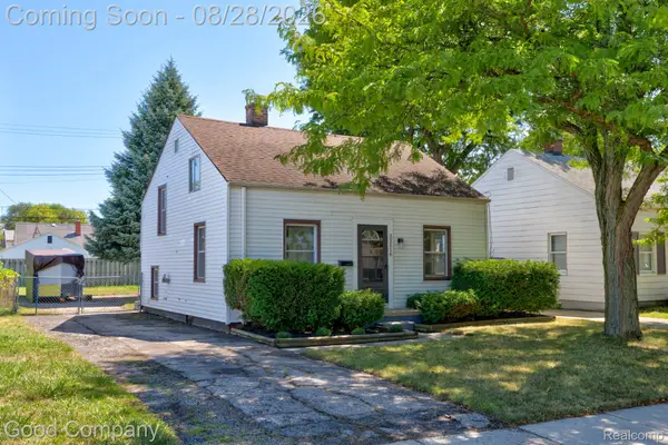 22516 Gascony Avenue, Eastpointe, MI 48021