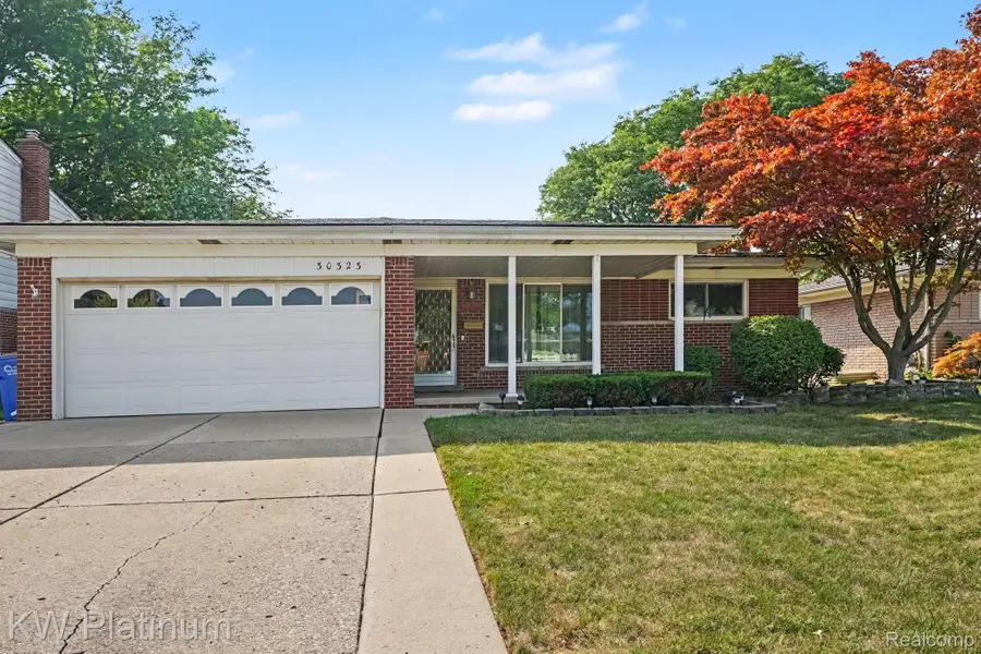 30323 Marrocco Drive, Warren, MI 48088 - #2