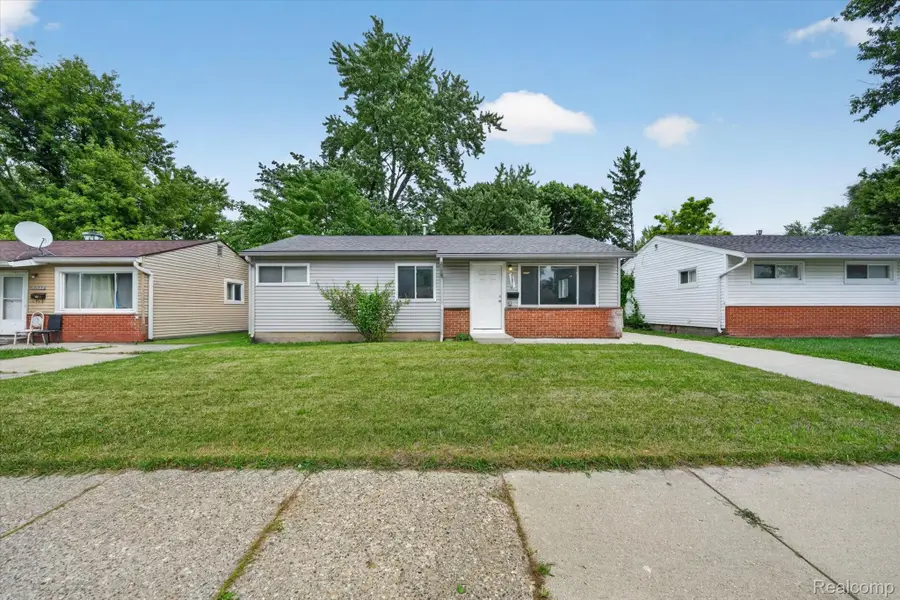 21910 Eastwood Street, Oak Park, MI 48237 - #2