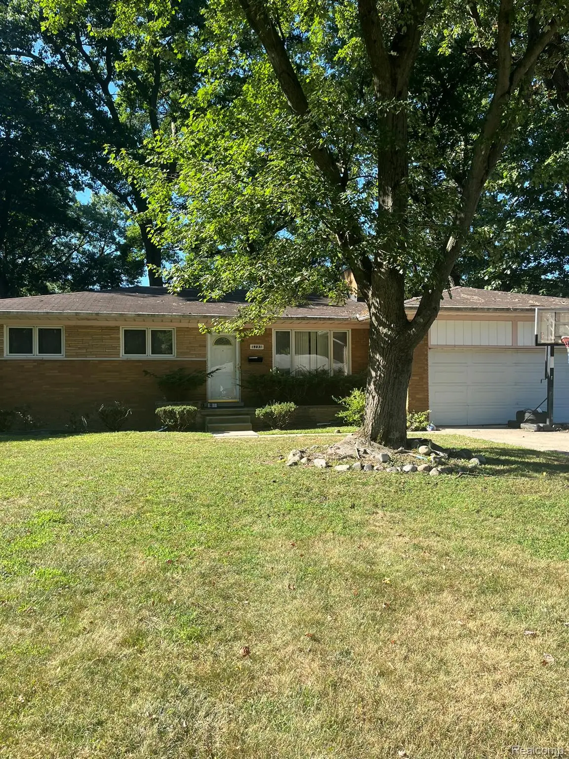 19031 Greenwald Drive, Southfield, MI 48075 - #1