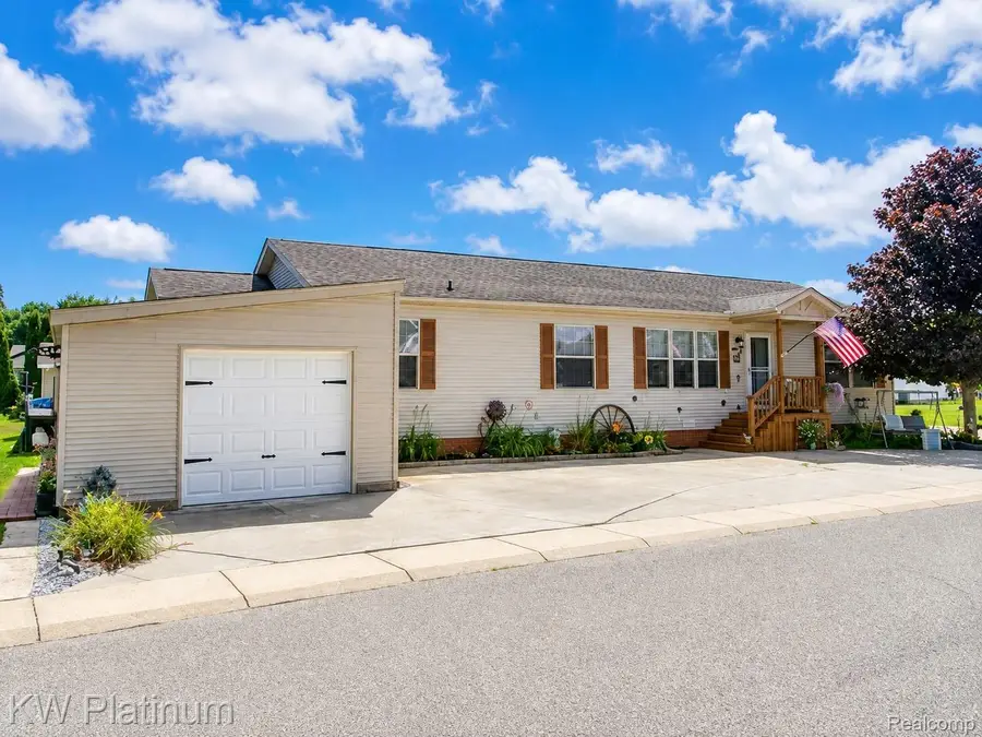 6196 Green Lake Court, Kimball, MI 48074 - #2