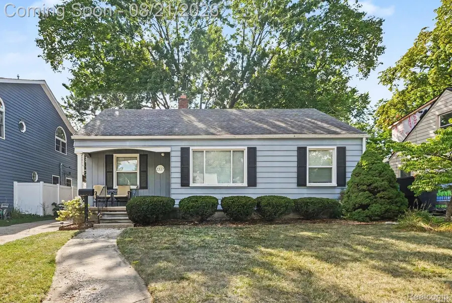 2327 Oakshire Avenue, Berkley, MI 48072 - #2