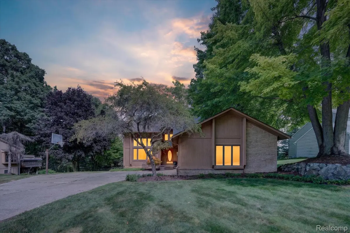 5954 Snow Apple Drive, Clarkston, MI 48346 - #1