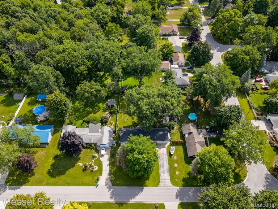 2546 Oakwood Drive, Port Huron, MI 48060 - #2