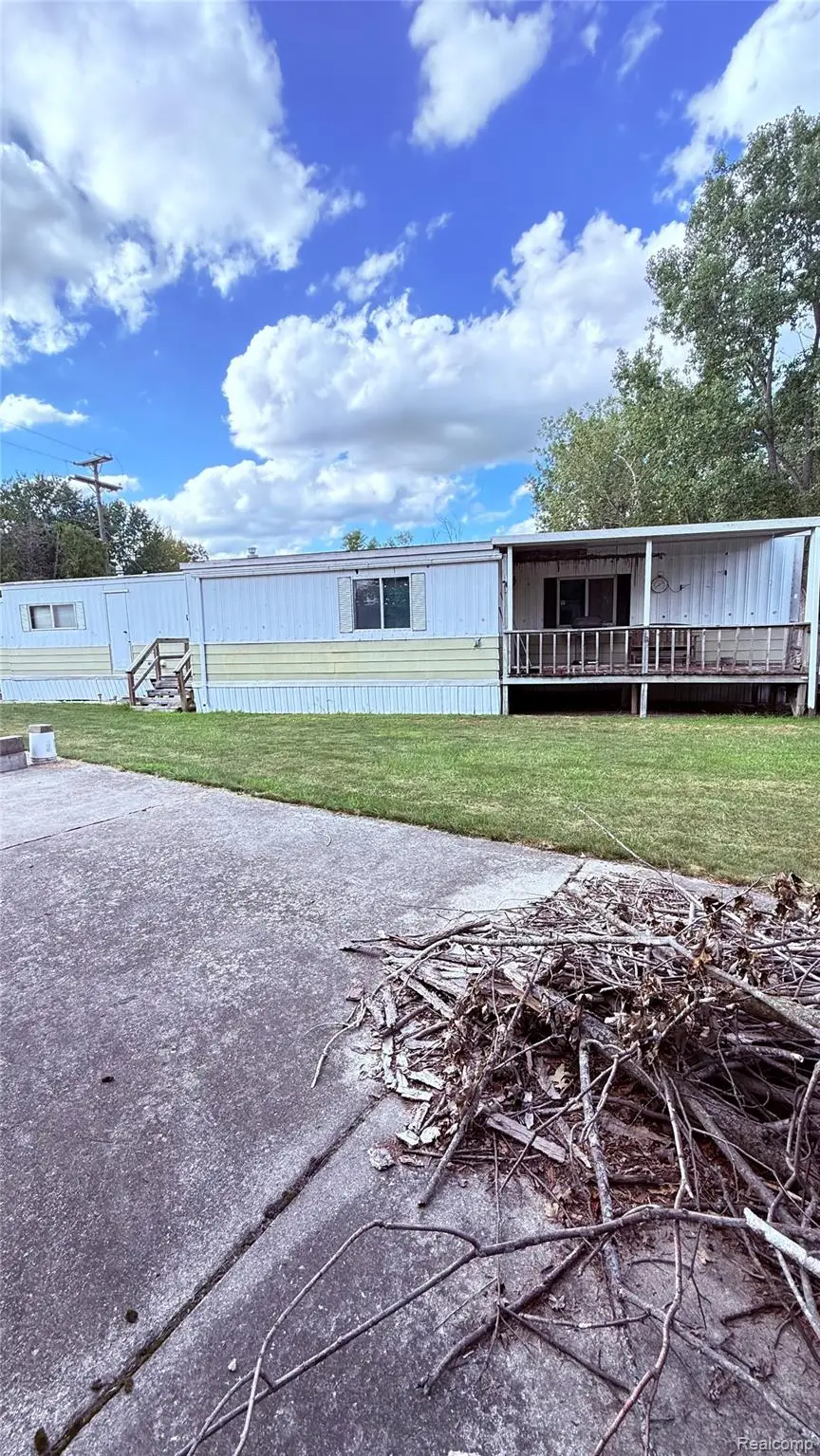 8015 S Huron River Drive, Berlin, MI 48179 - #3