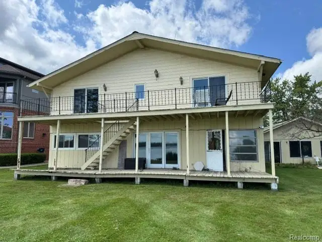 1809 S Windside Drive, West Bloomfield, MI 48324 - #2