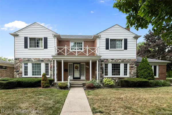 1639 N Evangeline Street, DearbornHeights, MI 48127