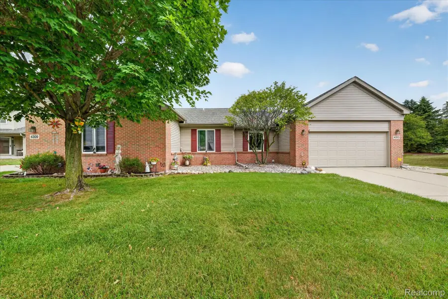 4313 Osprey Lane, Burton, MI 48519 - #2