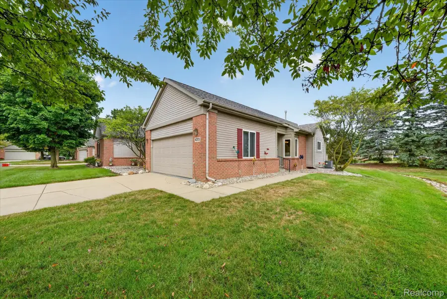 4313 Osprey Lane, Burton, MI 48519 - #3