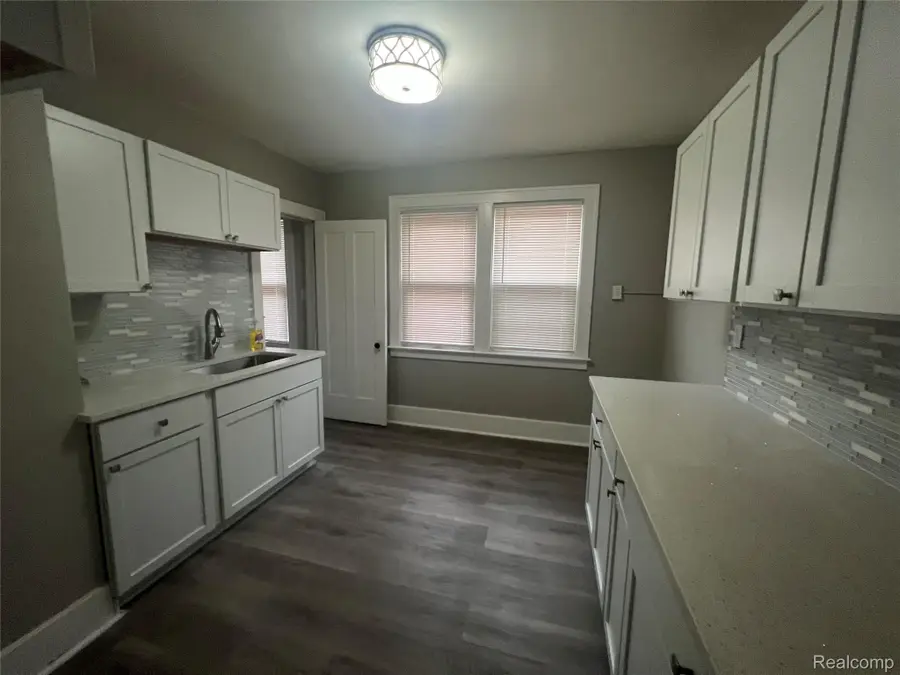 3020 Clements Street, Detroit, MI 48238 - #2
