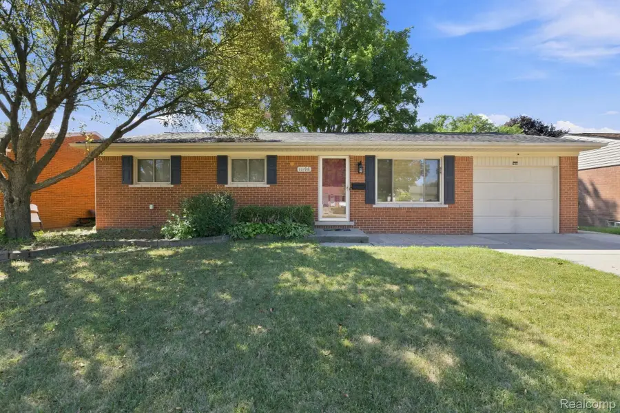 11198 Regal Drive, Sterling Heights, MI 48313 - #2
