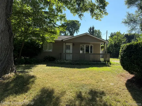 1364 Nolta Road, WalledLake, MI 48390