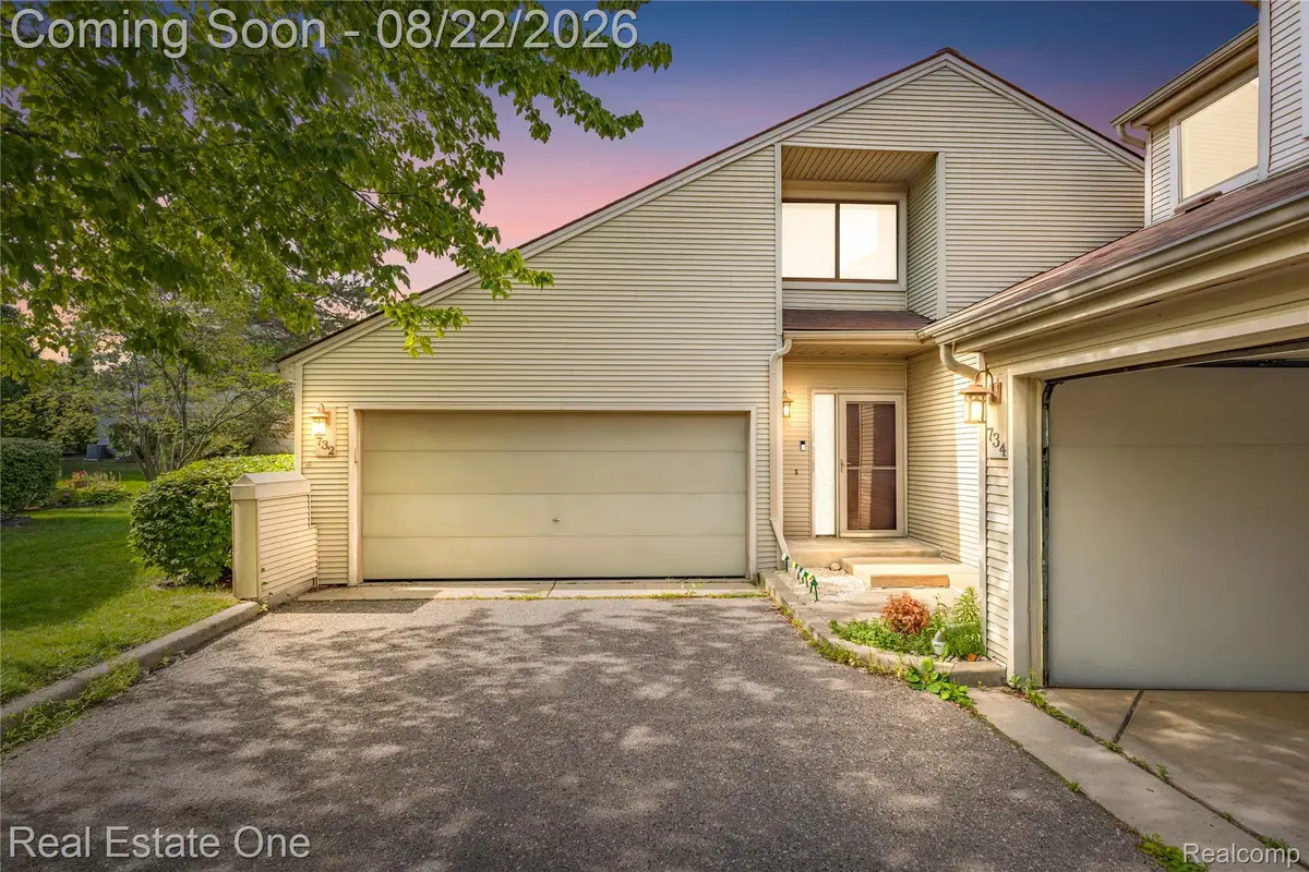 732 Hamilton Court, Rochester Hills, MI 48307 - #1