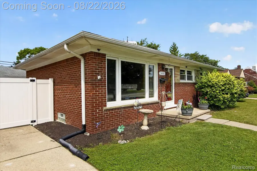 13430 Trenton Road, Southgate, MI 48195 - #2