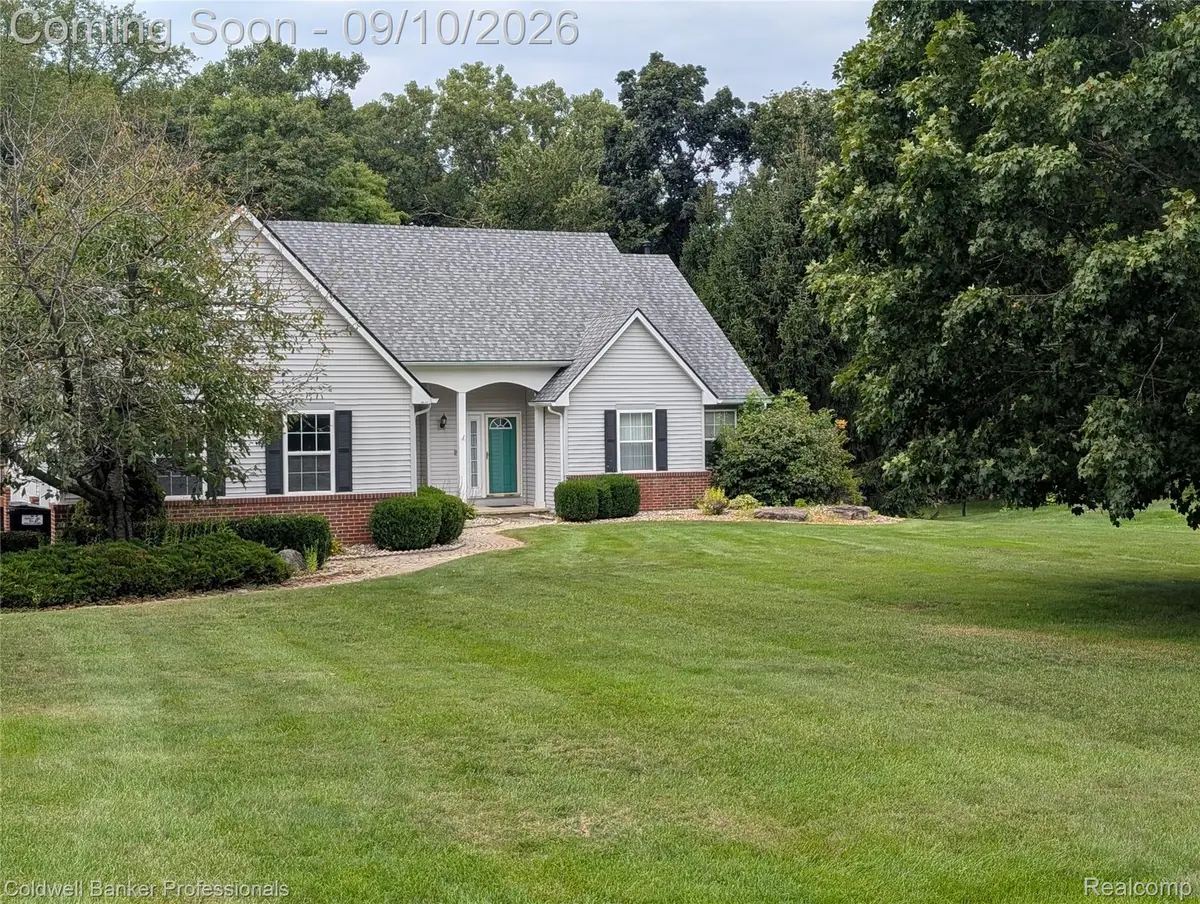 8146 Kimble Drive, Pinckney, MI 48169 - #1