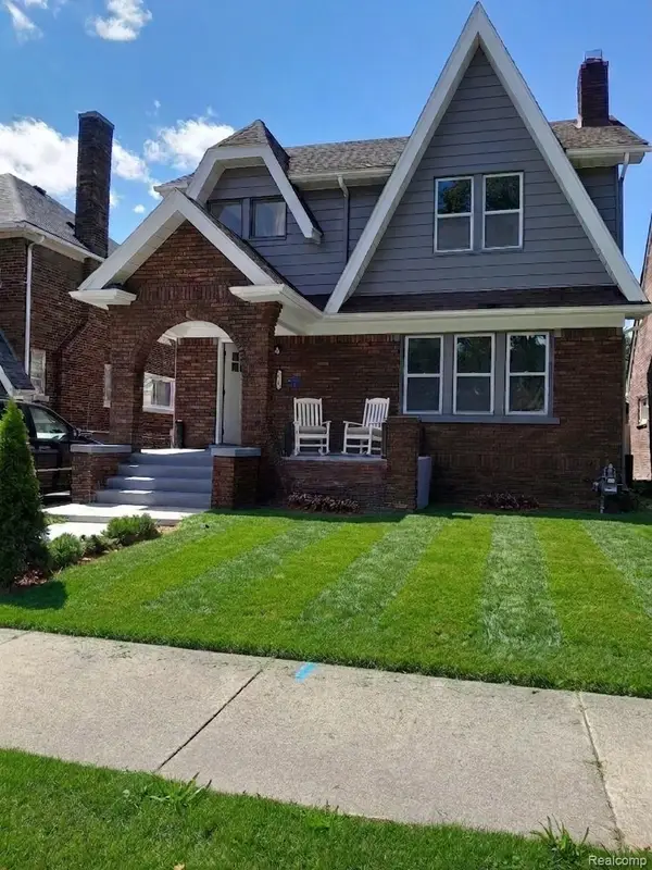 7729 Hartwell Street, Dearborn, MI 48126