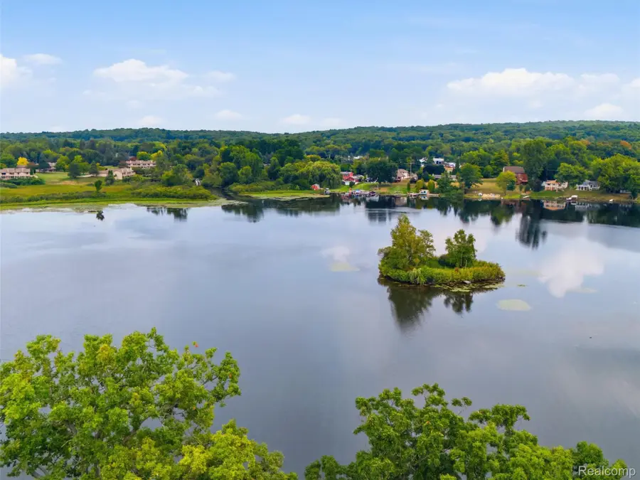 8954 Patrick Drive, Davisburg, MI 48350 - #3