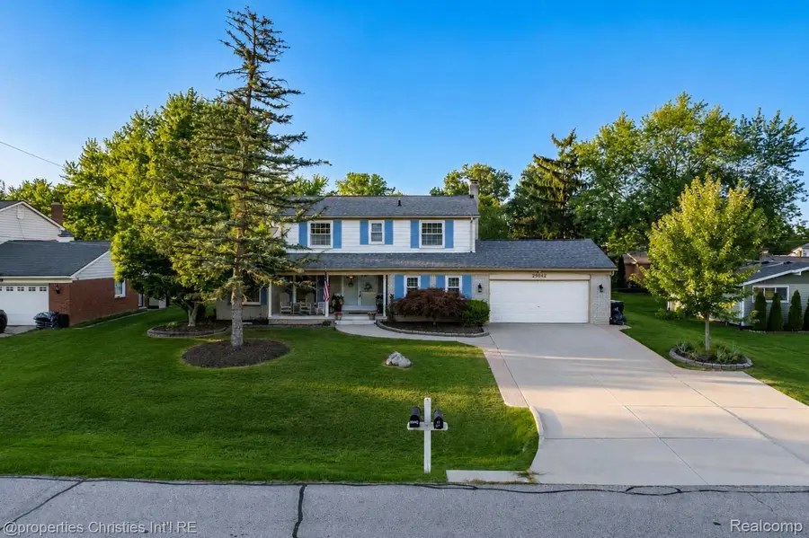 29042 Raleigh Road, Farmington Hills, MI 48336 - #2