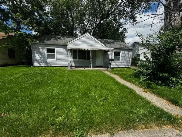 26367 Ridgemont Street, Roseville, MI 48066