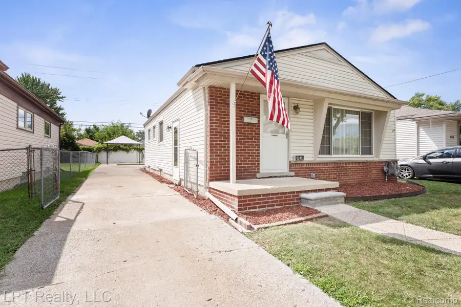 14124 Pearl Street, Southgate, MI 48195 - #2