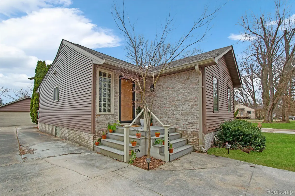 21814 Parker Street, Farmington Hills, MI 48336 - #1