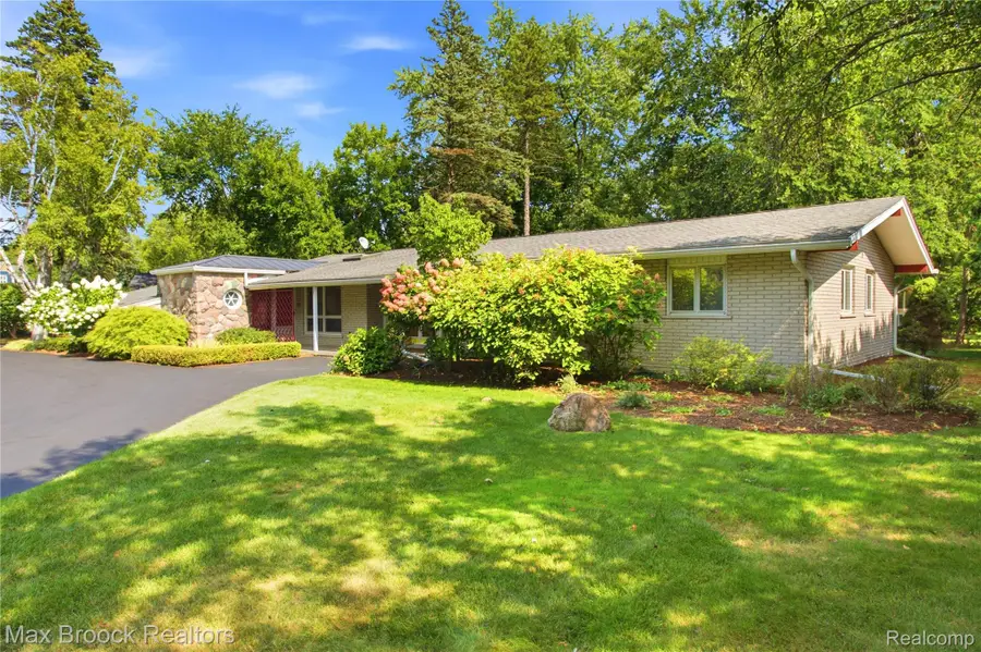 3159 Middlebury Lane, Bloomfield, MI 48301 - #3