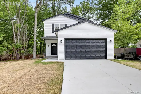33724 Barrington Street, Westland, MI 48186
