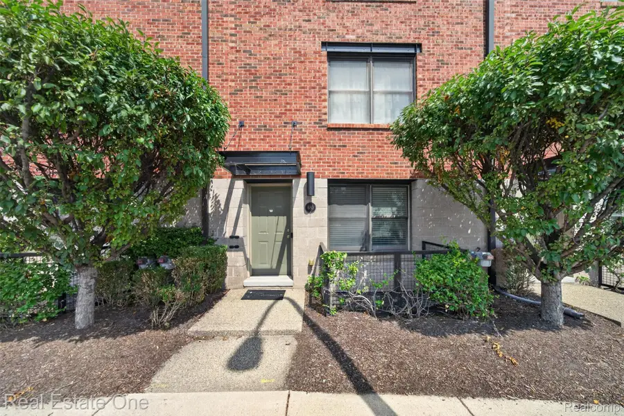 680 W 11 Mile Road, Royal Oak, MI 48067 - #2