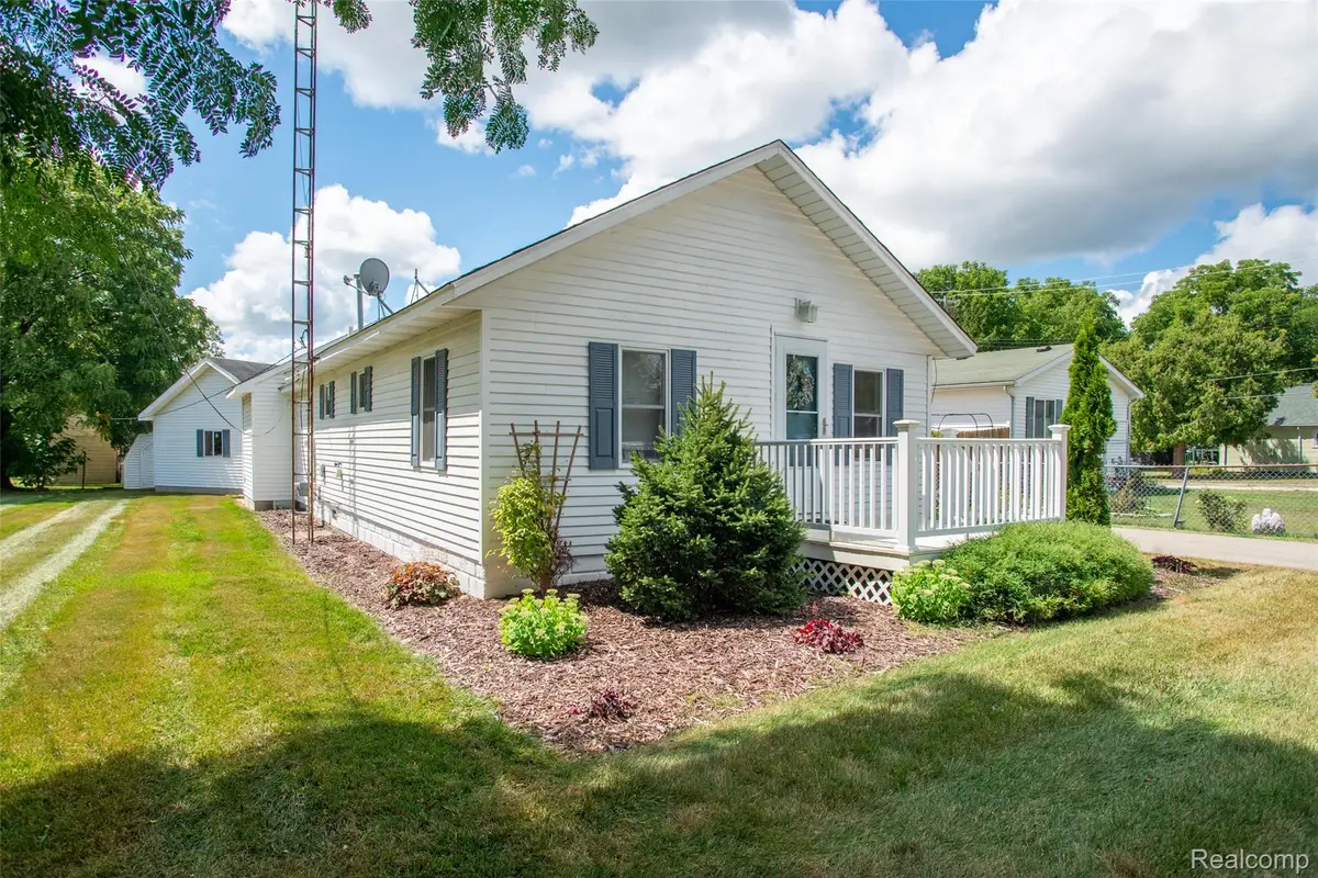 335 Oriole Street, Lapeer, MI 48446 - #1