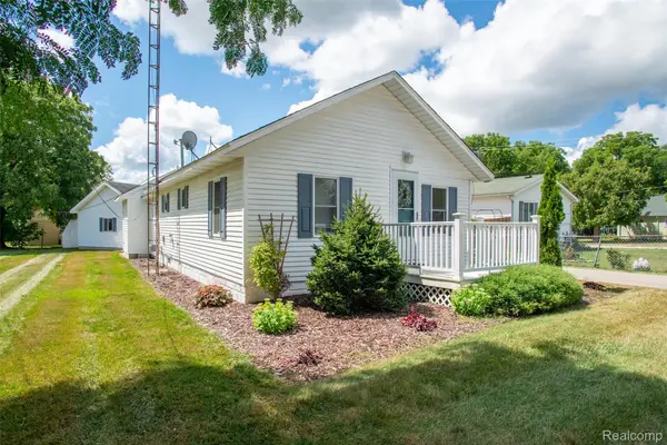 335 Oriole Street, Lapeer, MI 48446