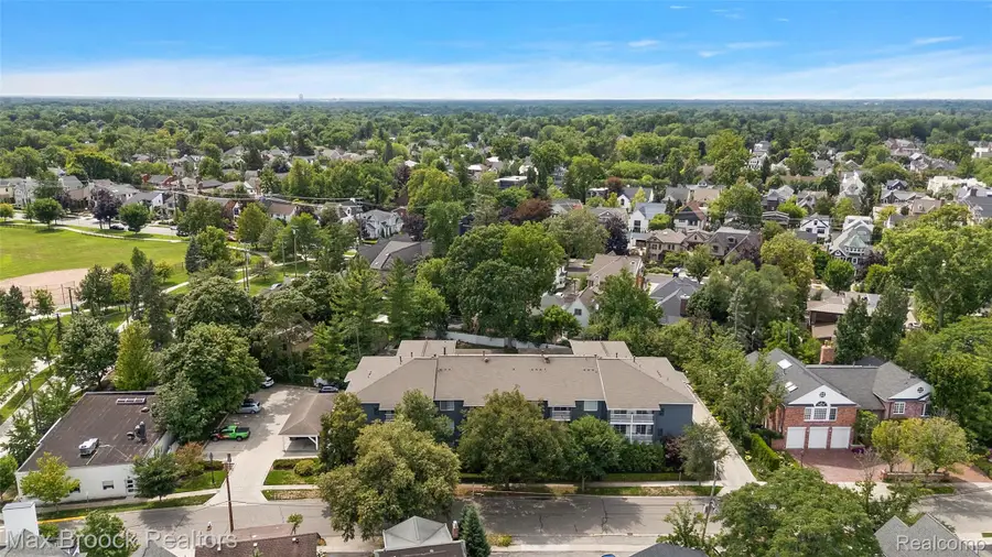 662 Purdy Street #322, Birmingham, MI 48009 - #3