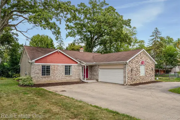 2000 Nacona, CommerceTwp, MI 48382