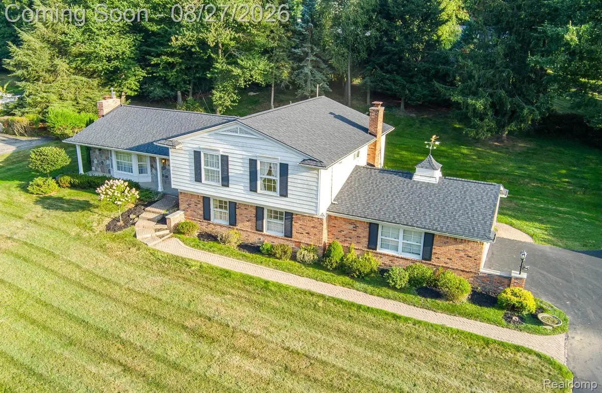 4744 Brafferton Drive, Bloomfield, MI 48302 - #1