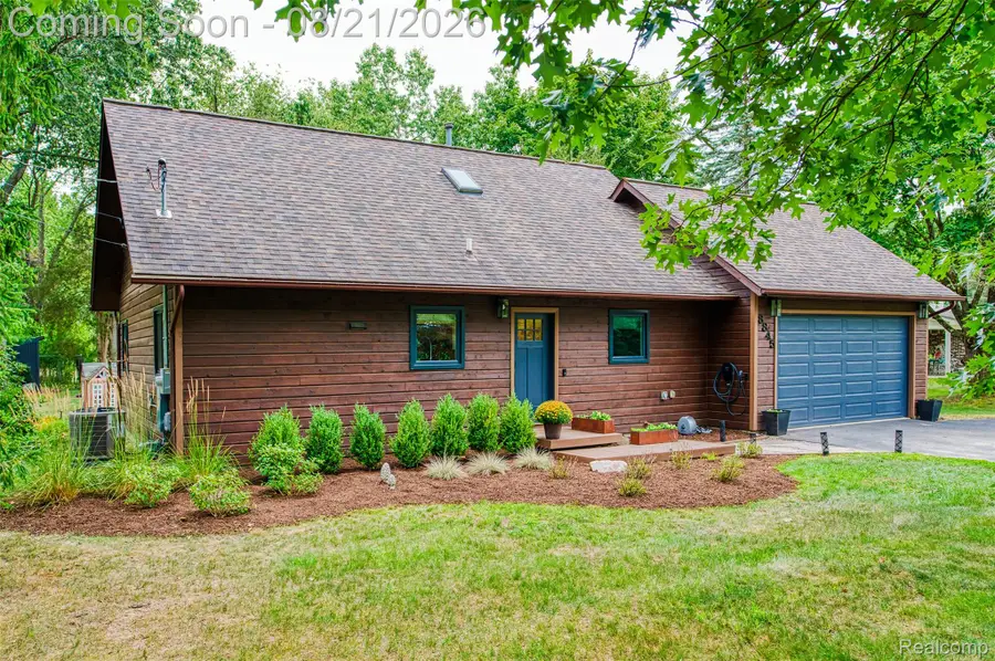 8845 River Valley Road, Brighton, MI 48116 - #3