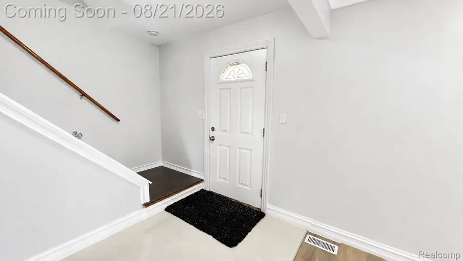 4728 Stilwell Drive, Warren, MI 48092 - #3