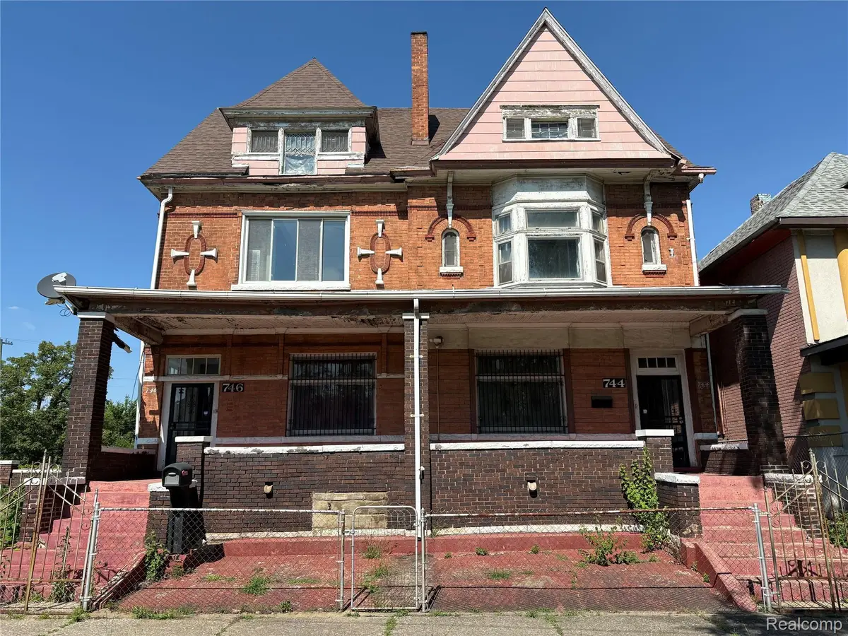 744 W Grand Boulevard, Detroit, MI 48216 - #1